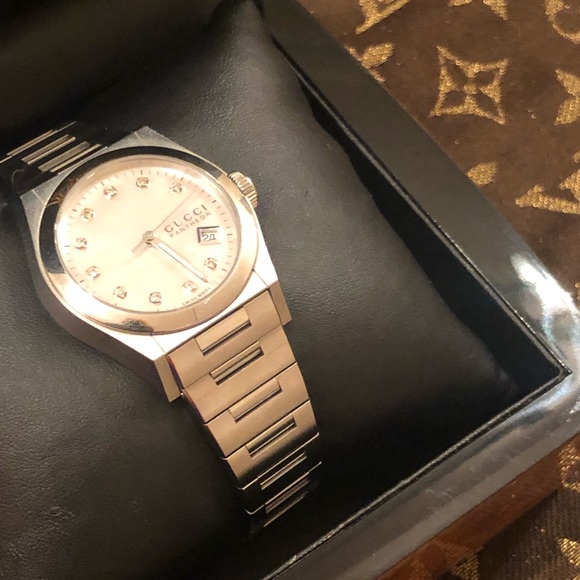 Gucci Pantheon Watch - Picture 2 of 7